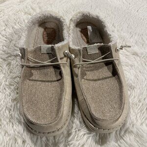Hey Dude womens Wendy Brushed Cozy Shoes 11 pearl accent Ivory